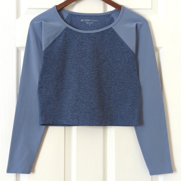 Beyond Yoga Spacedye In The Mix Slim Fit Cropped Long Sleeve Athletic Top Blue M - Picture 1 of 12